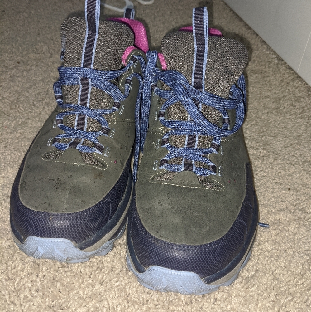 Hoka Women's Shoe